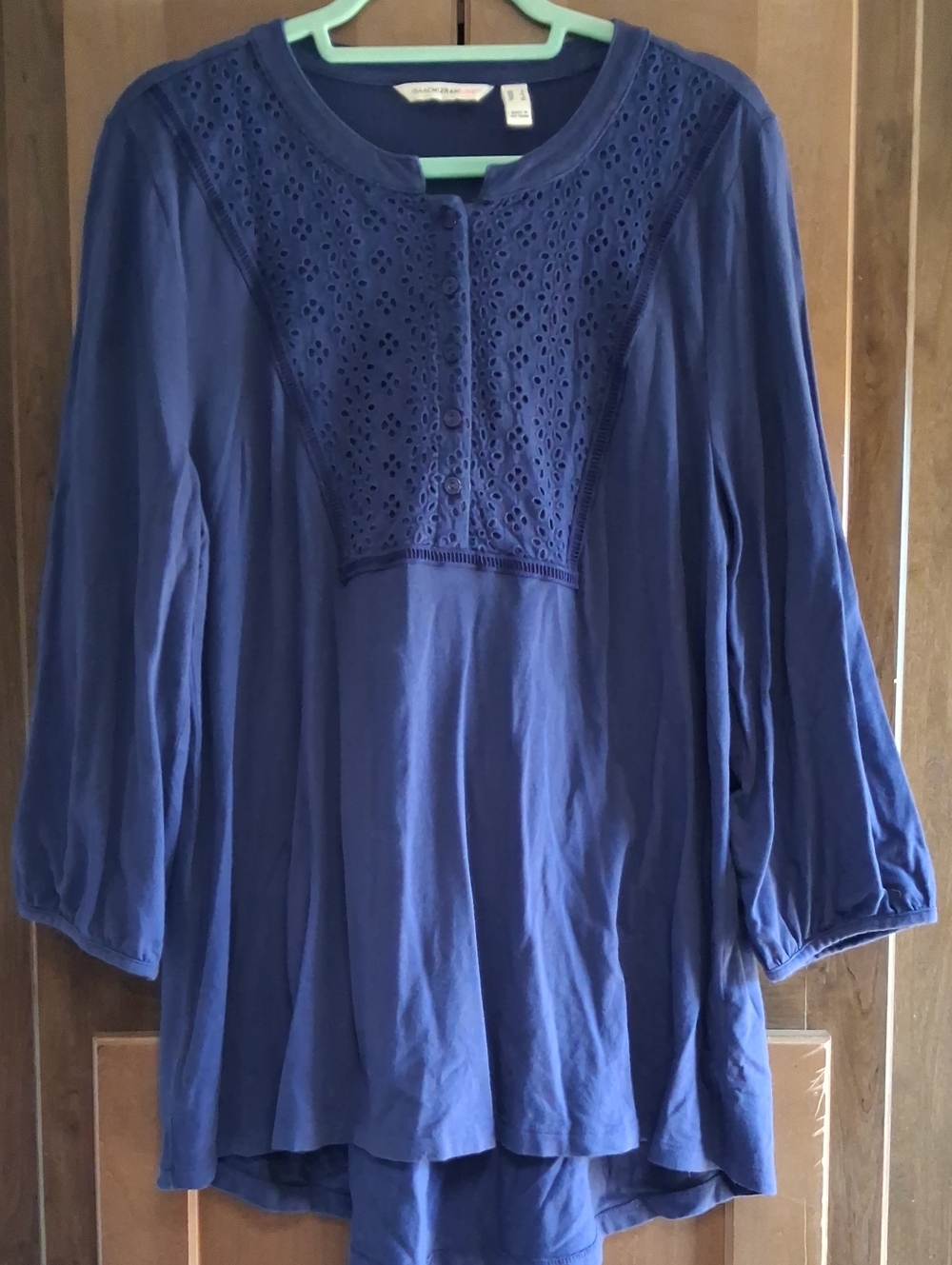 Isaac Mizrahi Blue Eyelet Yoke Tunic Top